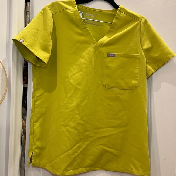 Figs Citrine Scrub Top - SMALL - Picture 5 of 6